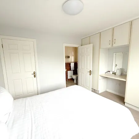 5 The * גלוואיי