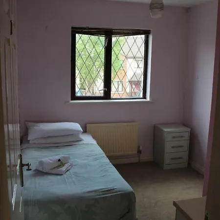 Bed & Breakfast 5 The *